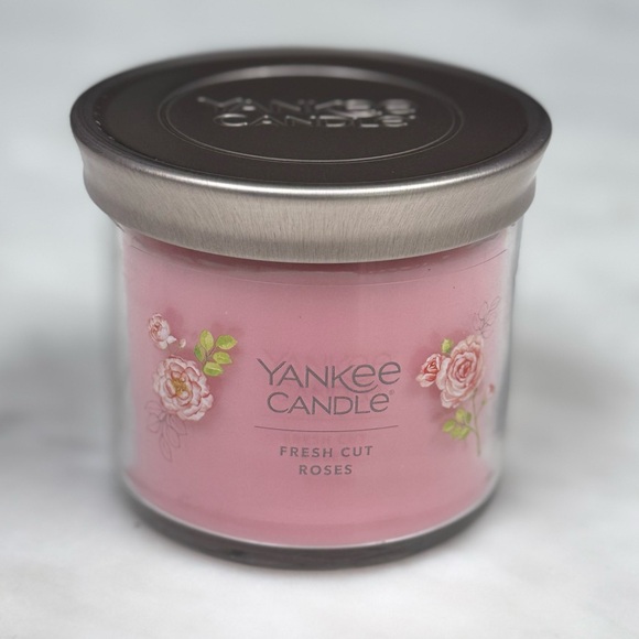 Yankee Candle Other - Yankee Candle Fresh Cut Roses 4.3oz